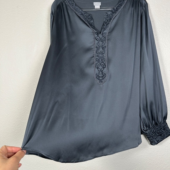 Chicos size 4 20/22 satin long sleeve blouse top burnout velvet trim gray - Picture 5 of 12